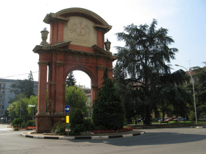 Arco piazza Genova