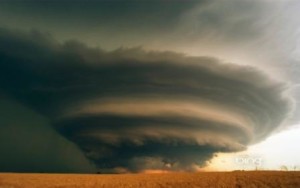 An isolated supercell thunderstorm over south-central Kansas