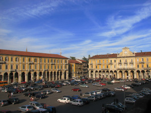 Piazza Garibaldi parcheggio