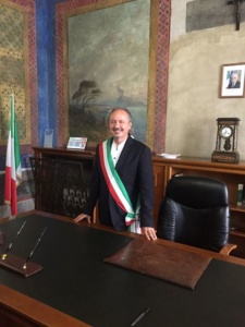 Passaggio di consegne a Palazzo Rosso: al lavoro il nuovo sindaco Cuttica CorriereAl