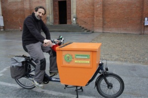 Una vecchia bici avvolta dalla ruggine...ma Gianaggiusta fa il miracolo! CorriereAl 3